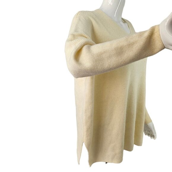 UNIQLO Oversize Sweater Cream V Neck Wool Blend Cable Knit Womens Size Small - Picture 6 of 9